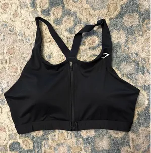 Gymshark Sports Bra thumbnail 1
