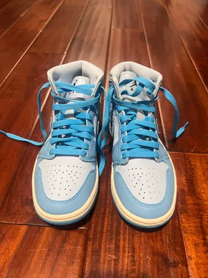 Air  1 mid thumbnail 2