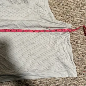 Lululemon Breeze By Muscle Crop Tank *lululemon Silver Lilac Silver Lilac Size 4 thumbnail 10