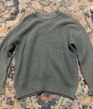 American Eagle sweater thumbnail 1