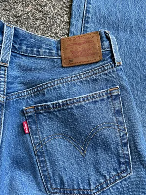 Levi's 501 Dark Wash Jeans thumbnail 2