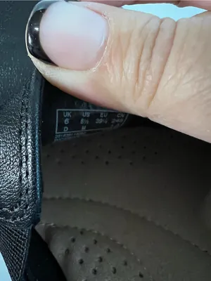 Clarks Trish Diva Black Leather Comfort Loafers Slip On Shoes thumbnail 9