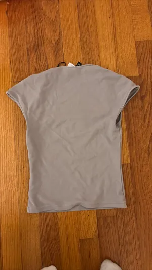 H&M gray square neck thumbnail 2