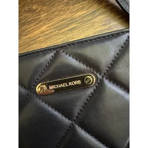 Michael Kors Black Quilted Leather Purse Small Clutch Credit Card Pockets thumbnail 5