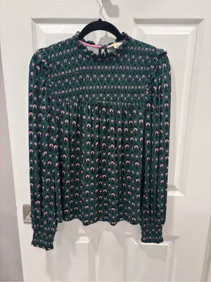 Boden Green Smocked Floral Blouse size 8 thumbnail 7