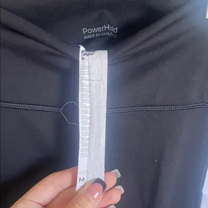 Fabletics On-The-Go Capri Leggings thumbnail 5