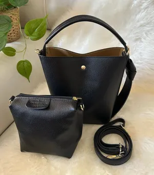 🇮🇹 Firenze Pebble Leather Two in One Bucket Bag thumbnail 1