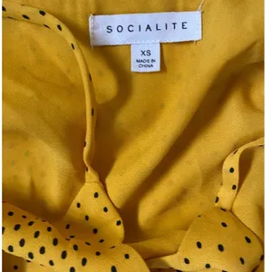Socialite Yellow Polka Dot Scallop‎ layer Chiffon Summer Blouse - XS EUC thumbnail 8