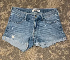 Hollister Jean Shorts thumbnail 1