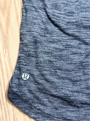 Lululemon Womens Swiftly Tech Short Sleeve V Neck Top M Gray Heathered Run Tee thumbnail 4
