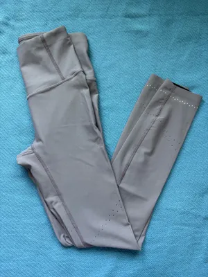 Lululemon Light Purple Leggings thumbnail 3