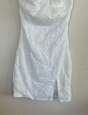 Superdown Cicely Mini Dress in White one shoulder thumbnail 6