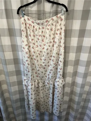 Princess Polly Cream Maxi Skirt with Pink Floral Print thumbnail 5