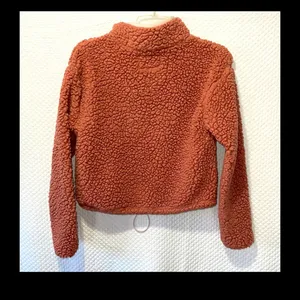 Aeropostale Women's Pink Sherpa Fuzzy Sweater - Like new Size: Small thumbnail 5