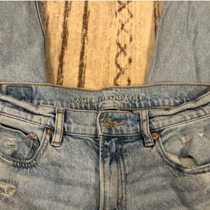 American Eagle Strigid Jeans thumbnail 3