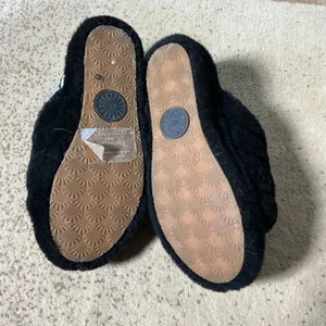 UGG Fluff Yeah Slingback Slide Sandal Womens 7 Black Sheepskin Slipper 1095119 thumbnail 2