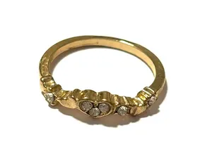 Gold heart ring thumbnail 1