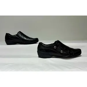 Taos black leather comfort loafers Size 8.5 thumbnail 3
