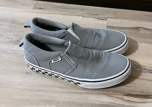 Grey Vans Slip-On thumbnail 1