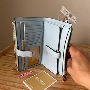 Michael Kors Wallet thumbnail 5