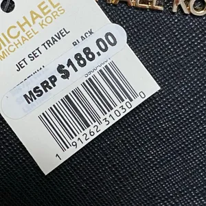 NEW Michael Kors Jet Set Travel Black Zip Card Coin Purse Pouch Wallet OS thumbnail 5