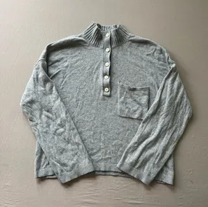 Everlane The ReCashmere Button Mockneck Sweater thumbnail 3