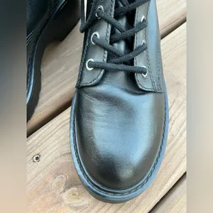 Modern chunky platform combat boots 🖤🖤🖤 thumbnail 6