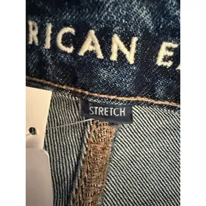American Eagle Super High Rise Straight Jeans Women's Size 8 Short NWT Dark Wash thumbnail 4