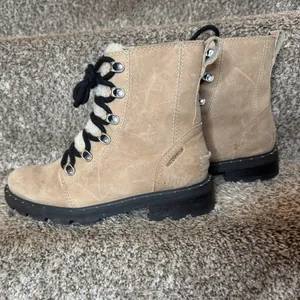 SOREL Woman’s Lennox‎ Shearling Boots Tan Size 6 Waterproof thumbnail 2