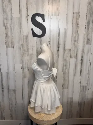 AKIRA Off White Tiered Ruffle Skort Romper Womens Small Tie Back Spaghetti Strap thumbnail 3