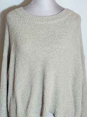 Double Zero Cream Fuzzy Cropped Sweater Size Small thumbnail 2