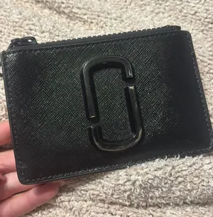 Marc Jacobs Wallet thumbnail 1