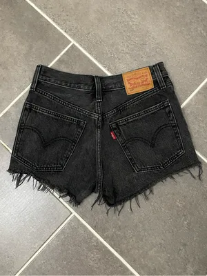 Levi’s 501® ORIGINAL FIT HIGH RISE JEAN SHORTS size 24 thumbnail 3