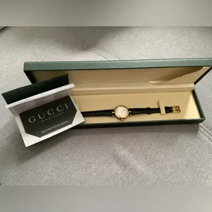 Ladies GUCCI SHELLY LINE watch 🔥🔥🔥 thumbnail 5