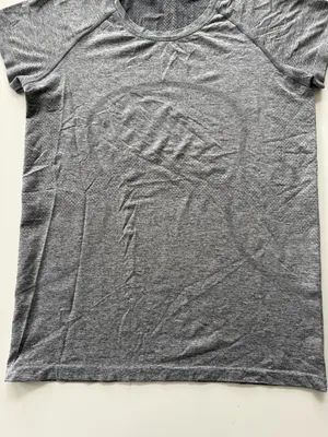 lululemon Swiftly Tech Short Sleeve Shirt 2.0 Gray Size 12 thumbnail 5
