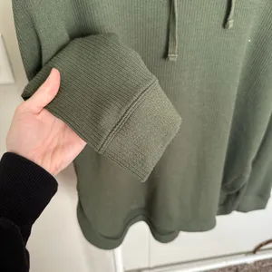 Green Ribbed Lightweight Hoodie size medium thumbnail 3