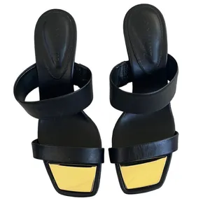 Like New SCHUTZ Leather Heels thumbnail 2