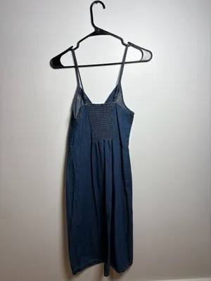 Universal Threads Women's Sleeveless Button-Front Denim Midi Dress thumbnail 5