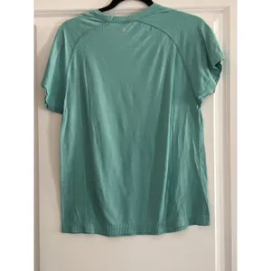 Old Navy Active Go-Dry Fluid Seamless T-Shirt Teal Women's XL‎ thumbnail 2