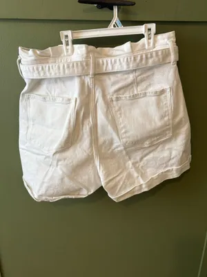 a.n.a White Denim High Rise Midi Shorts thumbnail 5