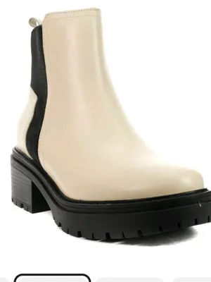 Naturalizer Jadyn Porcelain Leather Chelsea Boots Booties Lug Sole Chunky Size 7 thumbnail 2