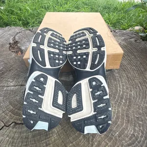 Nike Women's V2K Run Shoes - shoes 8.5 thumbnail 7