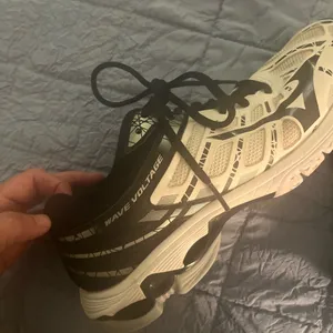 Mizuno Wave Voltage Volleyball shoes Women’s 9.5 thumbnail 6