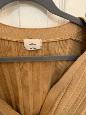 Aritzia Wilfred Plunge Front Cardigan Brown Size Medium thumbnail 4