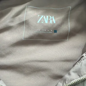 ZARA Fitted Puffer thumbnail 4