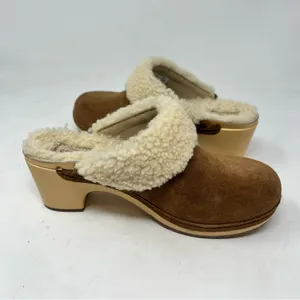 Crocs Sarah Luxe Suede Sherpa Lined Clogs Womens 6 Brown 203413 NWOB thumbnail 5