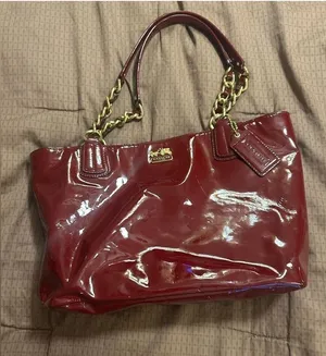 Coach Patent leather shoulder bag thumbnail 1