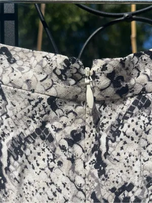 Reformation Bea Snake Print Midi Skirt Size 4 Animal Chic Snakeskin Python thumbnail 7