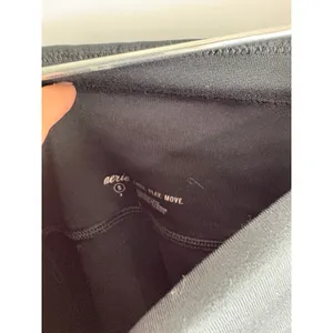 Aerie Chill Play Move Black Pocket Leggings Size Small thumbnail 2