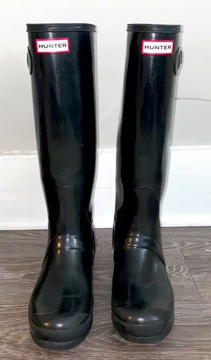 HUNTER RAIN BOOTS WITH SOCKS thumbnail 1